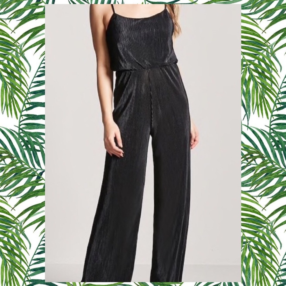 NWT FOREVER 21 BURGANDY ACCORDION JUMPSUIT